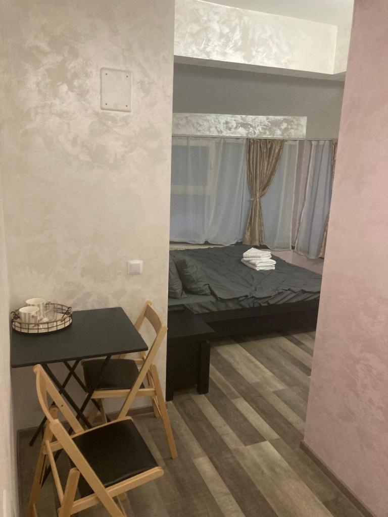 Apartments4Rent Iasi Bagian luar foto