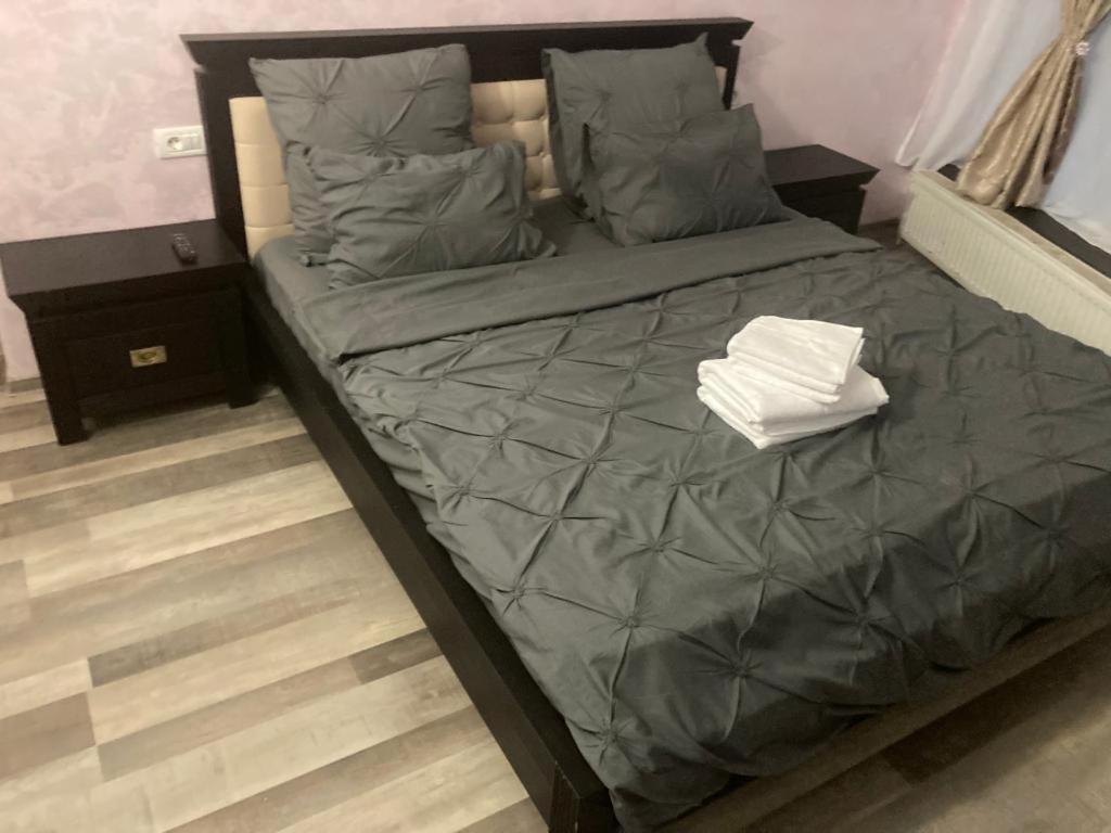 Apartments4Rent Iasi Bagian luar foto