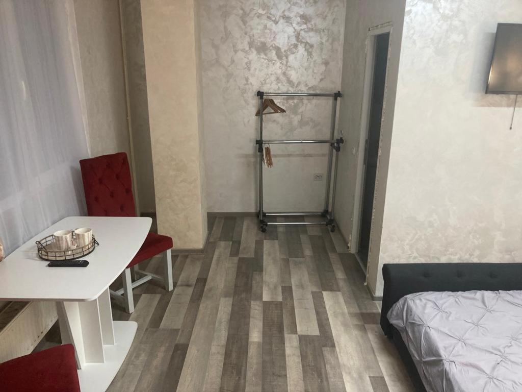 Apartments4Rent Iasi Bagian luar foto